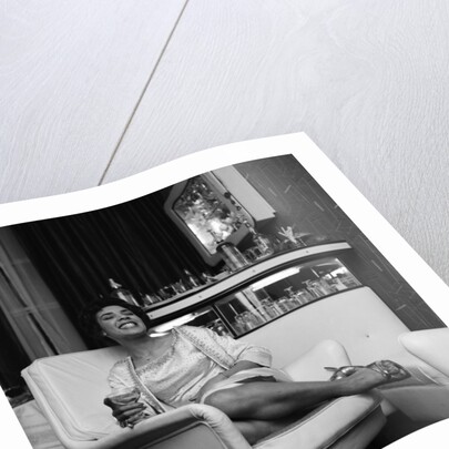 Shirley Bassey by Bob Hope