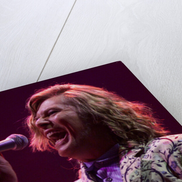 DAVID BOWIE GLASTONBURY FESTIVAL 2000 by Helen Atkinson