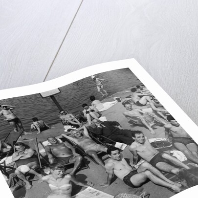 People sunbathing in a heatwave at the Serpentine Lido by Tommy Lea