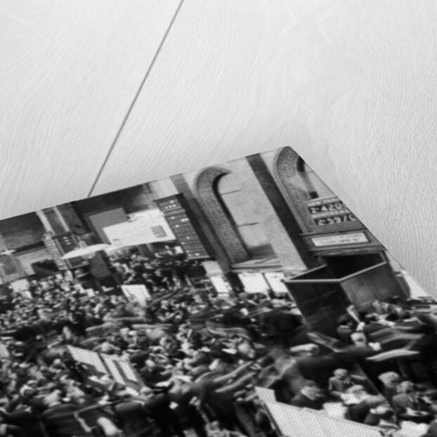 Busy scenes showing crowds of traders in a hurry at the London Stock Exchange by Reed