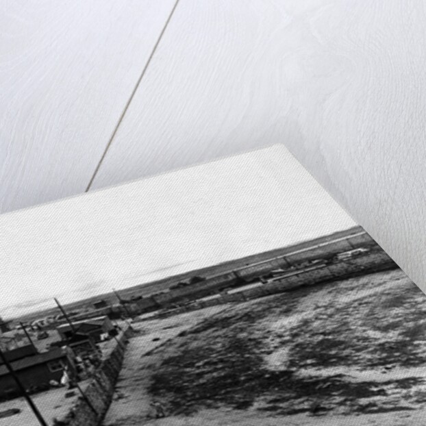 Far from the crowded beaches by NCJ / Kemsley