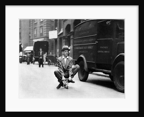 Transport cycle by Daily Mirror