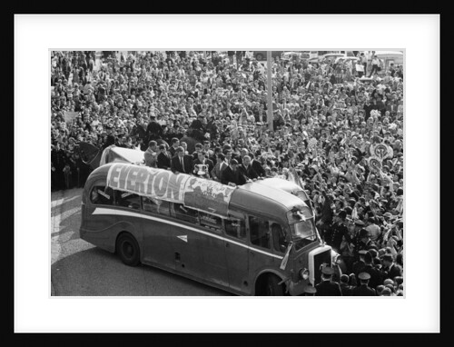 Everton team leave Allerton Station by Anonymous