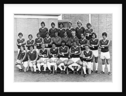 Everton squad pose for a group photograph by Anonymous