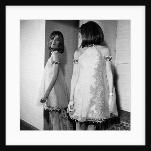 Sandie Shaw by Doreen Spooner