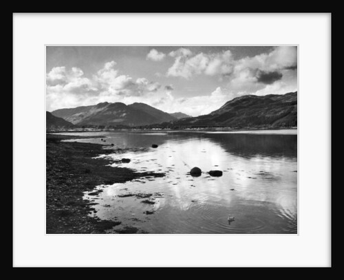 Sandbank 1947 by Mirrorpix