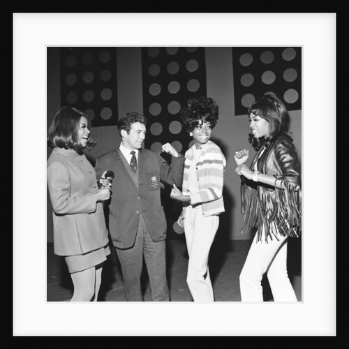 The Supremes 1967 by Julian Brown