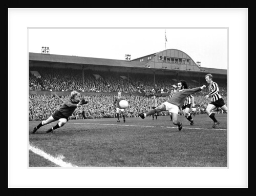George Best 1971 by Chapman