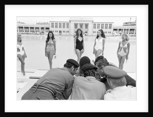 Miss Blackpool 1971 by Daily Mirror