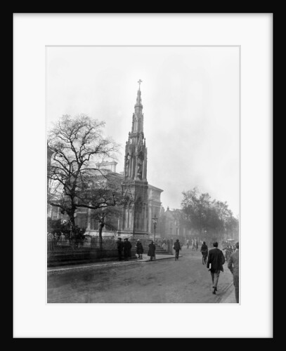 The Martyr's Memorial, Oxford, 1923 by Staff