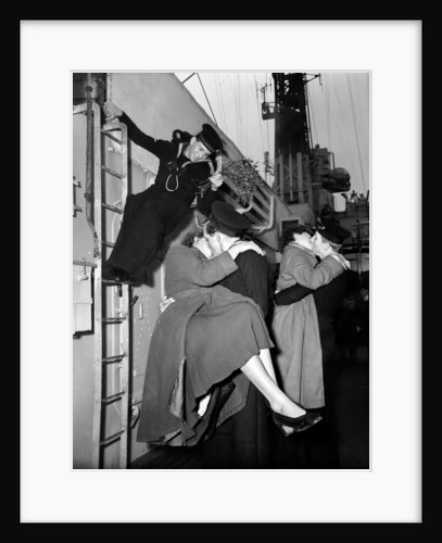 HMS Battleaxe 1955 by Reg Lewis