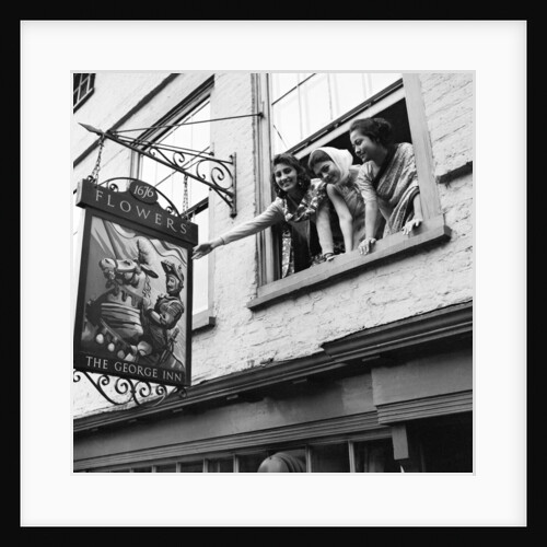 Pakistan Models 1962 by Warner