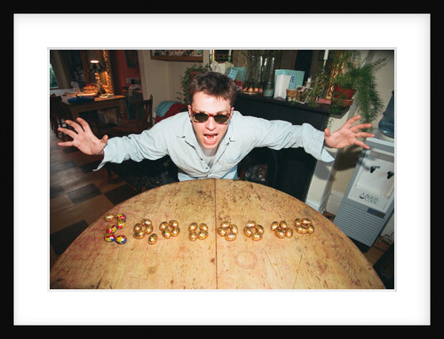 Suggs at Lottery preview 1996 by Ian Vogler
