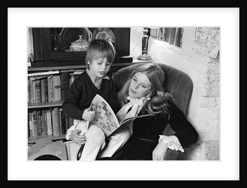 Marianne Faithfull 1971 by Bill Rowntree