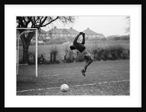 Leicester goalkeeper Peter Shilton 1973 by Neville Chadwick