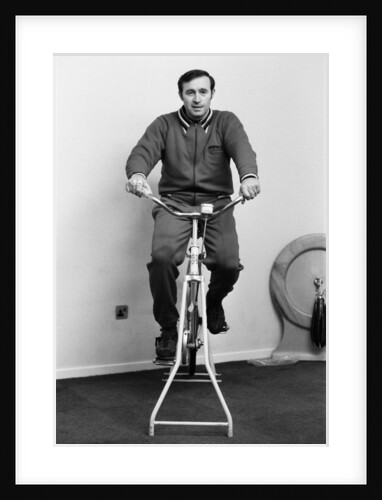 Leicester football manager Jimmy Bloomfield 1972 by Monte Fresco