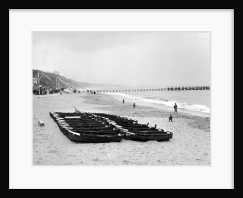 Bournemouth beach, 1964 by Daily Mirror
