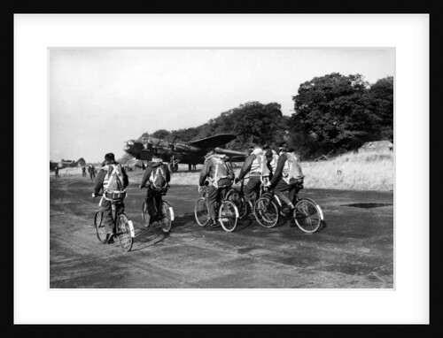 Aircrew members of the 106th Bomber Squadron by Staff