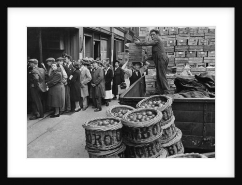 Tomatoes at Covent Garden 10th June 1942. by Staff