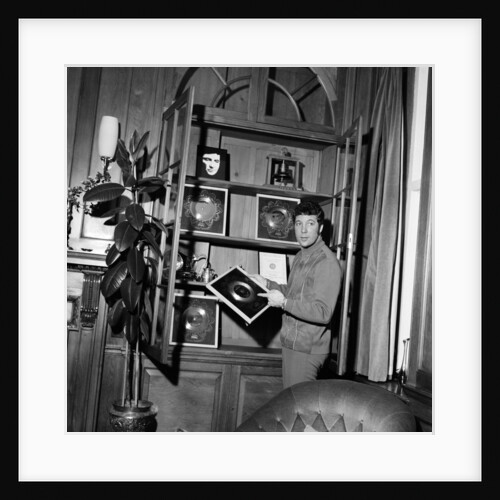 Tom Jones by Bela Zola