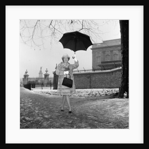 Dame Vera Lynn by Arthur Sidey