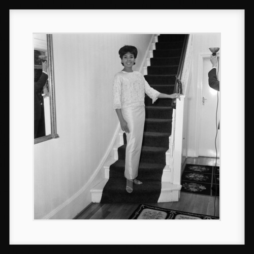 Shirley Bassey by Freddie Reed