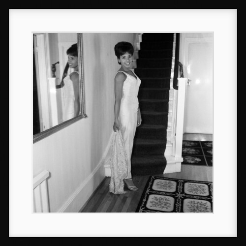 Shirley Bassey by Freddie Reed