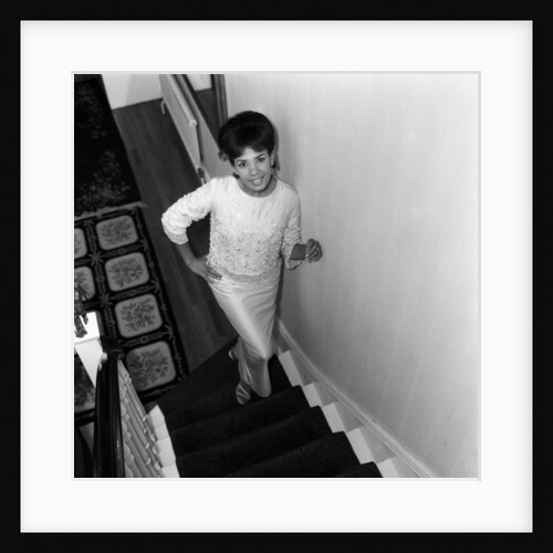 Shirley Bassey by Freddie Reed