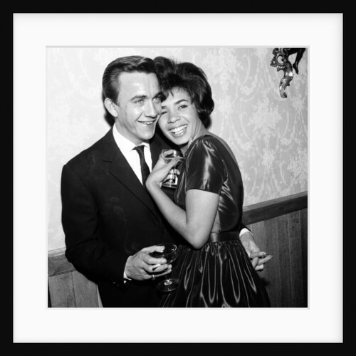 Shirley Bassey by Daily Mirror