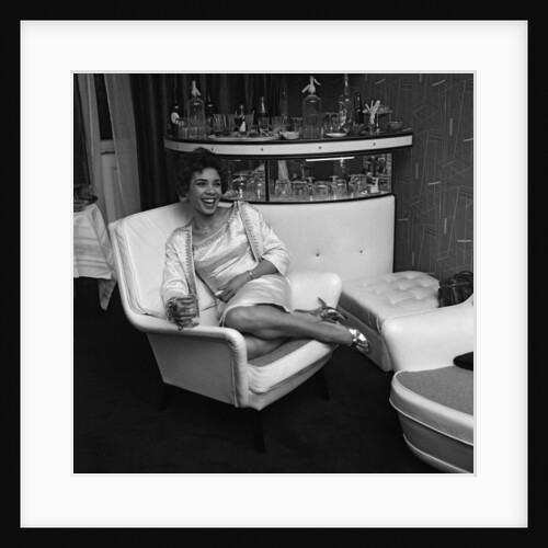 Shirley Bassey by Bob Hope