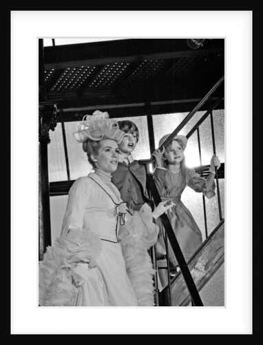 Dick Van Dyke and Sally Ann Howes with Chitty Chitty Bang Bang by Bela Zola