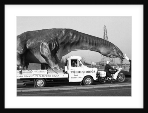 Dinosaur on the move in Kent by Ron Burton