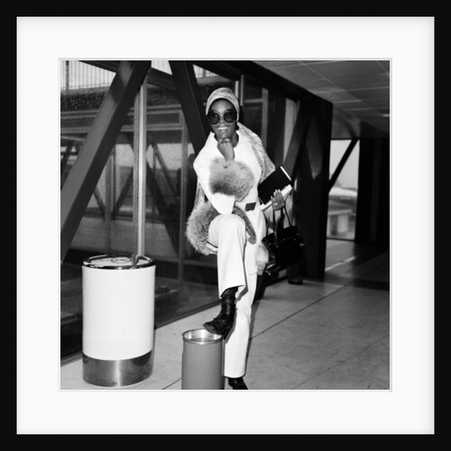 Dionne Warwick, 1970 by Victor Crawshaw