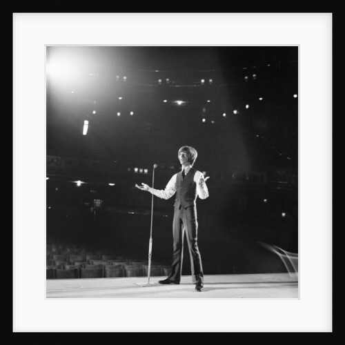 Robin Gibb by Eric Harlow