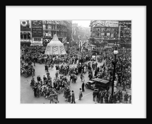 VE Day celebrations in London 1945 by Nixon & Greaves
