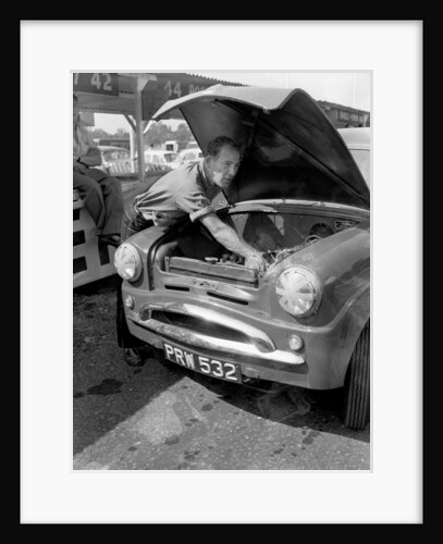 Daily Herald race meeting at Oulton Park by Hicklin / Barham