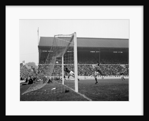 English League Division One match at Hillsborough. Sheffield Wednesday 1 v Manchester United 1. by M. Williams
