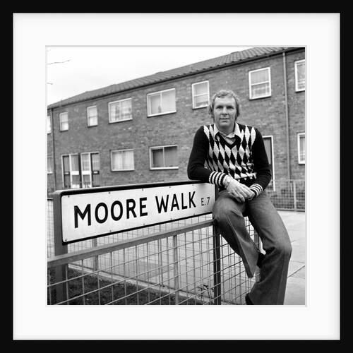 Moore Way by Anonymous