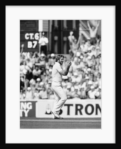 The Ashes. England v Australia 6th Test match by Anonymous