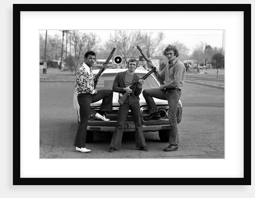 Muhammad Ali and Joe Bugner by Staff