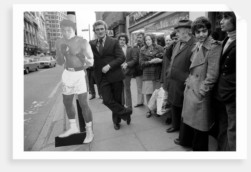 Joe Bugner with a life size cut out of Mohammad Ali by Staff