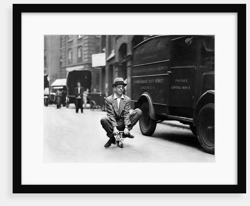 Transport cycle by Daily Mirror