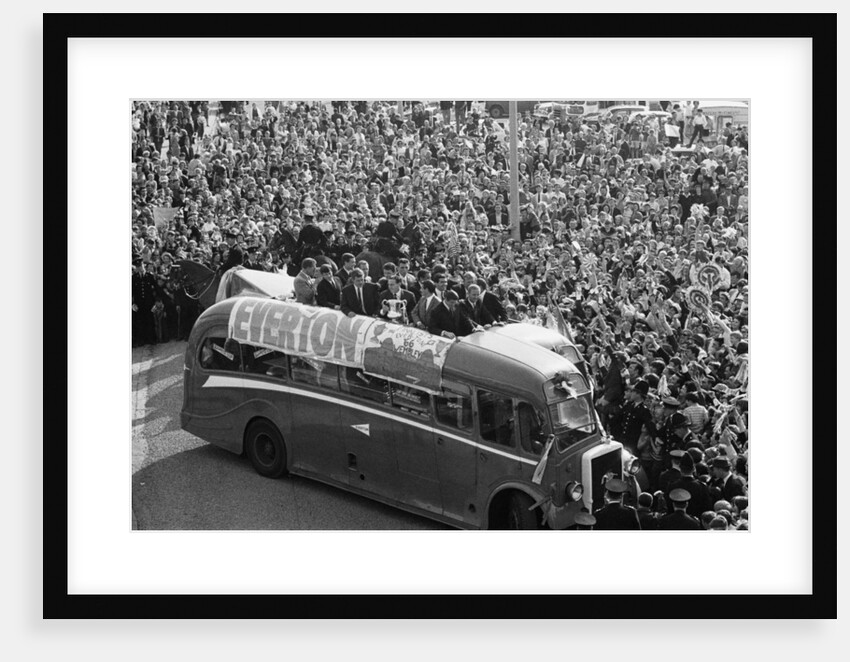 Everton team leave Allerton Station by Anonymous