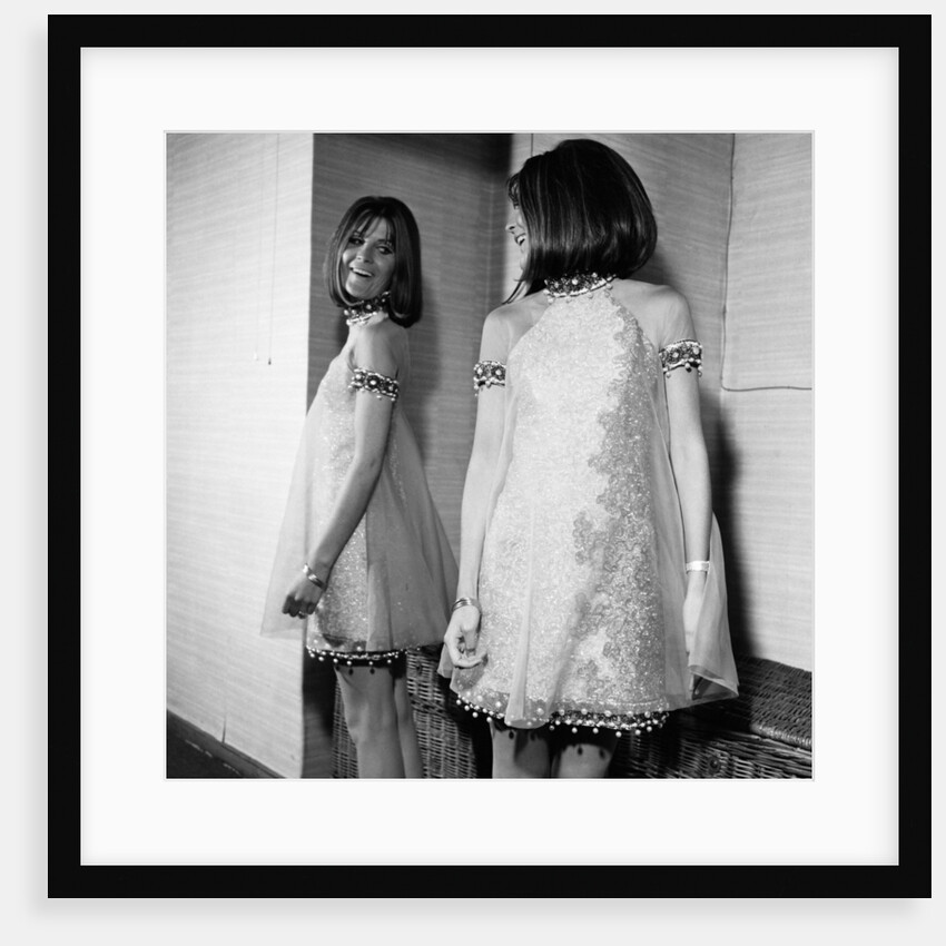 Sandie Shaw by Doreen Spooner