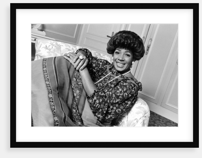 Shirley Bassey in Monte Carlo by Doreen Spooner