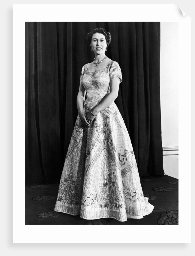 Queen Elizabeth official portrait for the Coronation 1953 by Daily Mirror