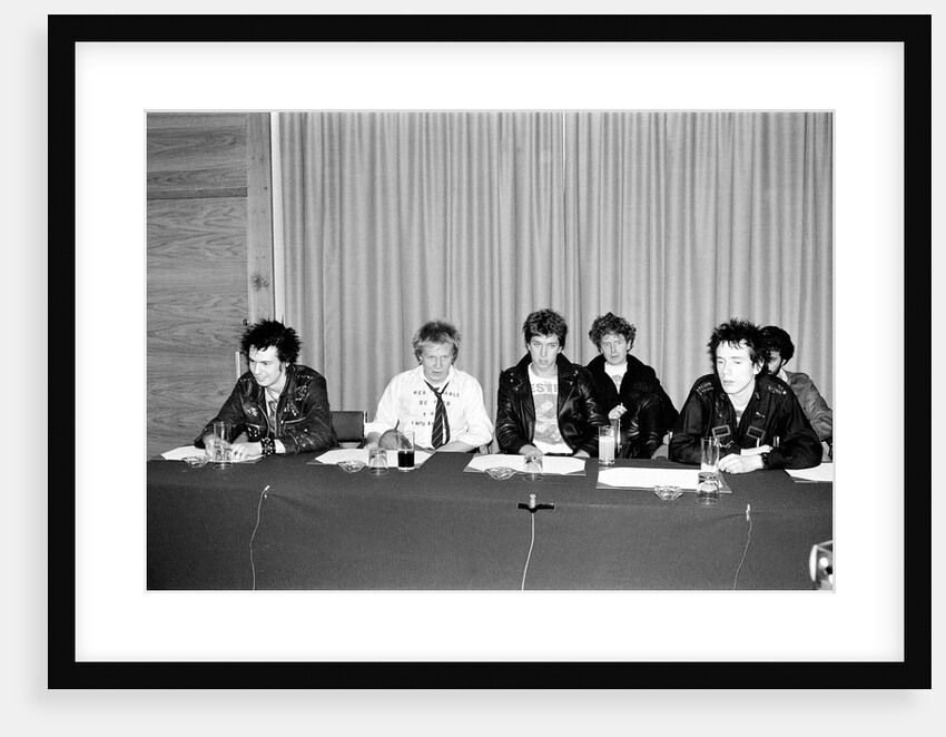 Sex Pistols news press conference outside Buckingham Palace by Bill Rowntree