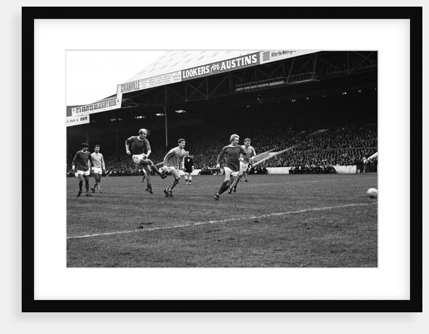 Bobby Charlton 1967 by Alfred Markey