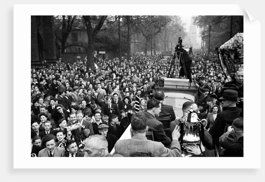 Derby FA Cup winning team homecoming 1946 by Greaves