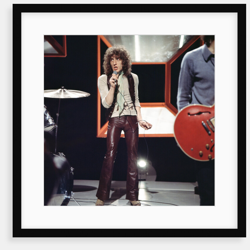 Roger Daltrey at airport 1979 by J Roper
